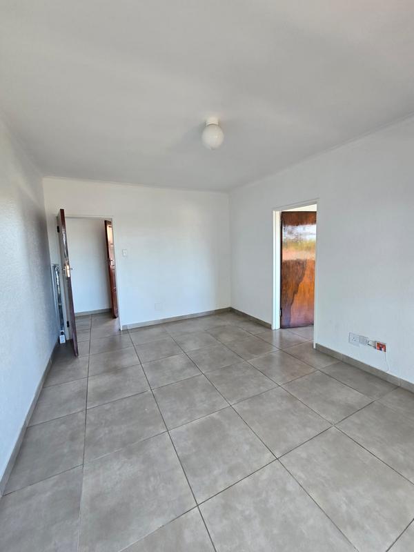 To Let 2 Bedroom Property for Rent in Thornton Western Cape